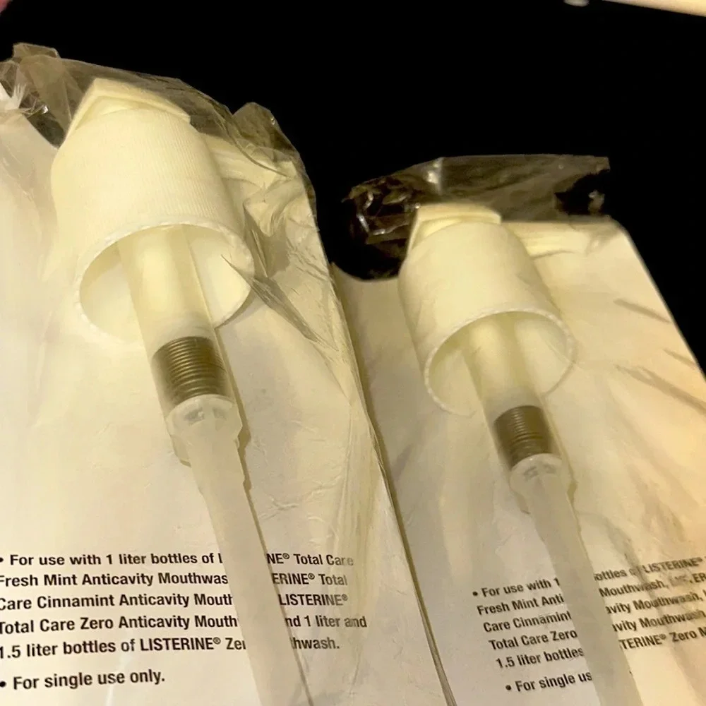 NWT Listerine Bottle Plastic Dispensing PUMP Reusable (1 Unit) SEALED! White